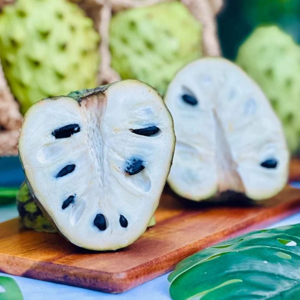 Cherimoya · Custard Apple Box, photo 4 of 5
