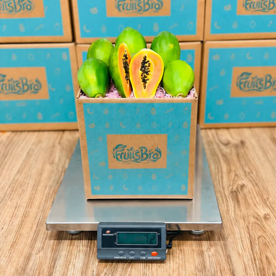 Golden Papaya Box, photo 2 of 3