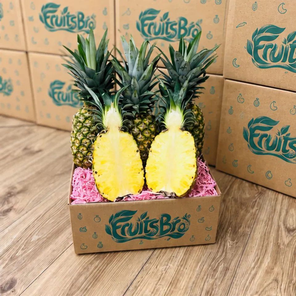 Premium Tropical Golden Pineapple Box, photo 2 of 3
