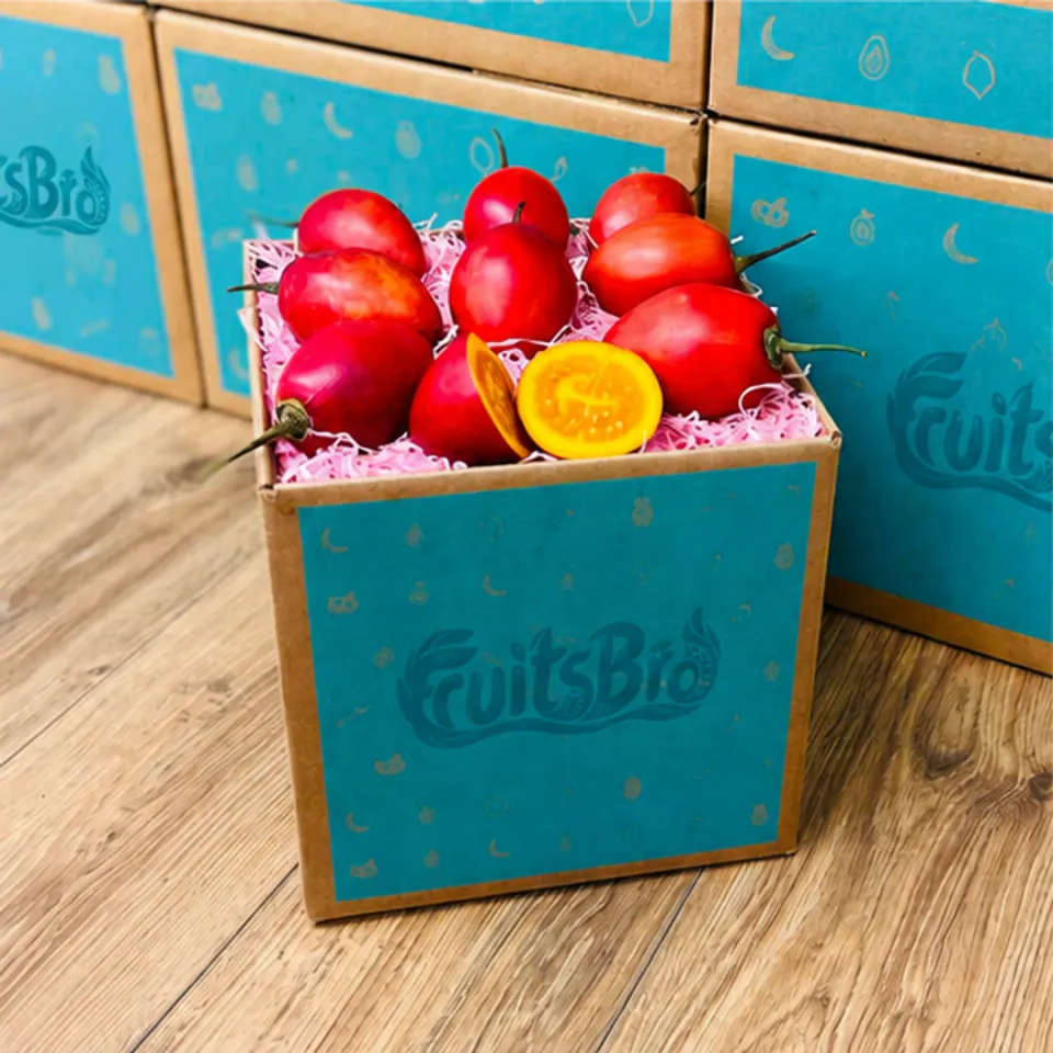 Tamarillo · Tree Tomato Box, photo 3 of 3